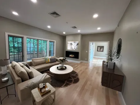 81 Front Street Exeter NH 03833