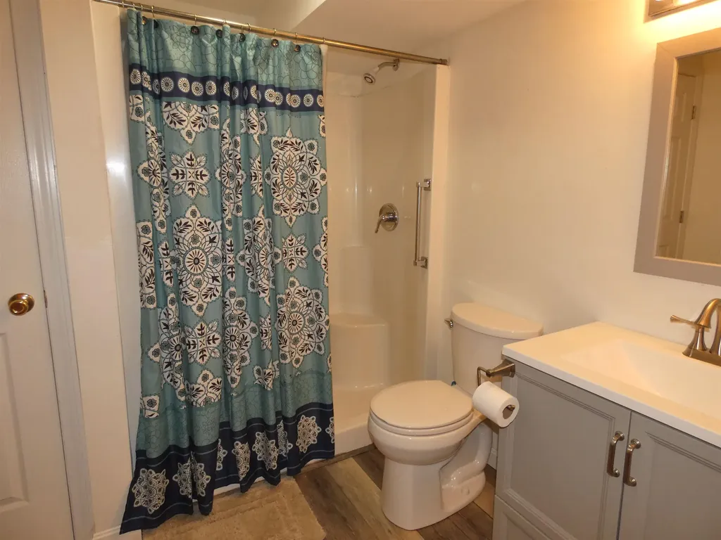 10 Spur Road Ossipee NH 03814