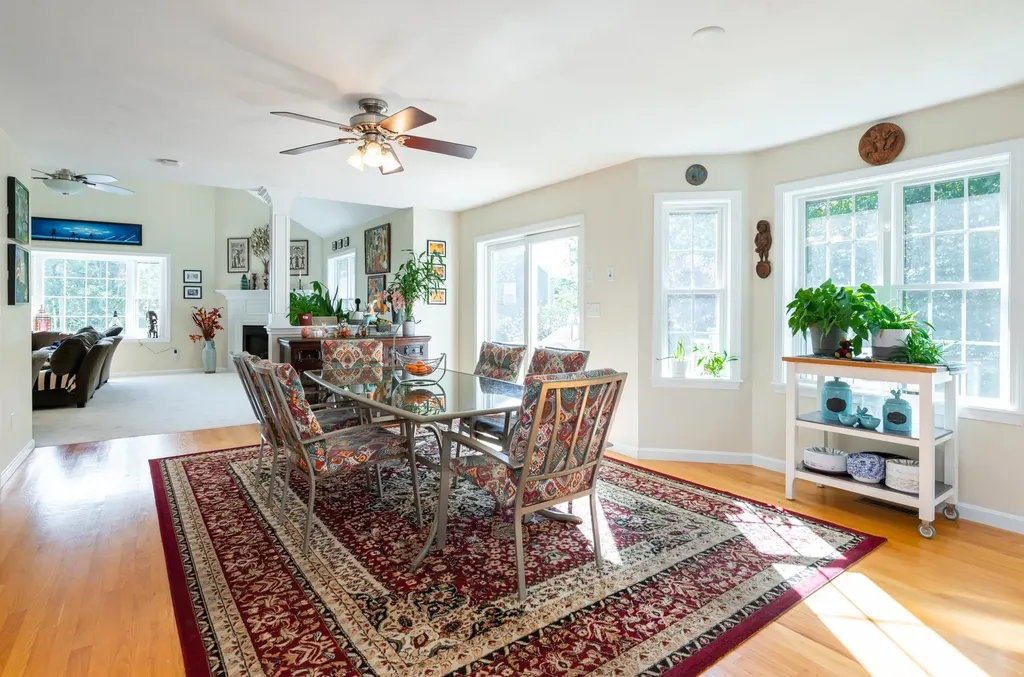 22 Hobart Hill Road Brookline NH 03033