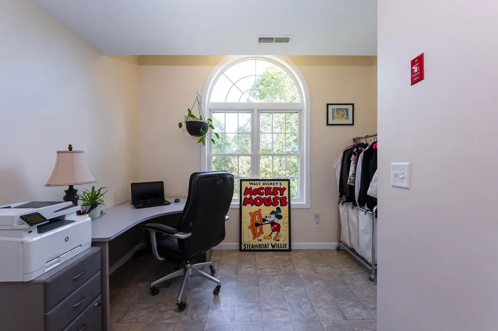 22 Hobart Hill Road Brookline NH 03033