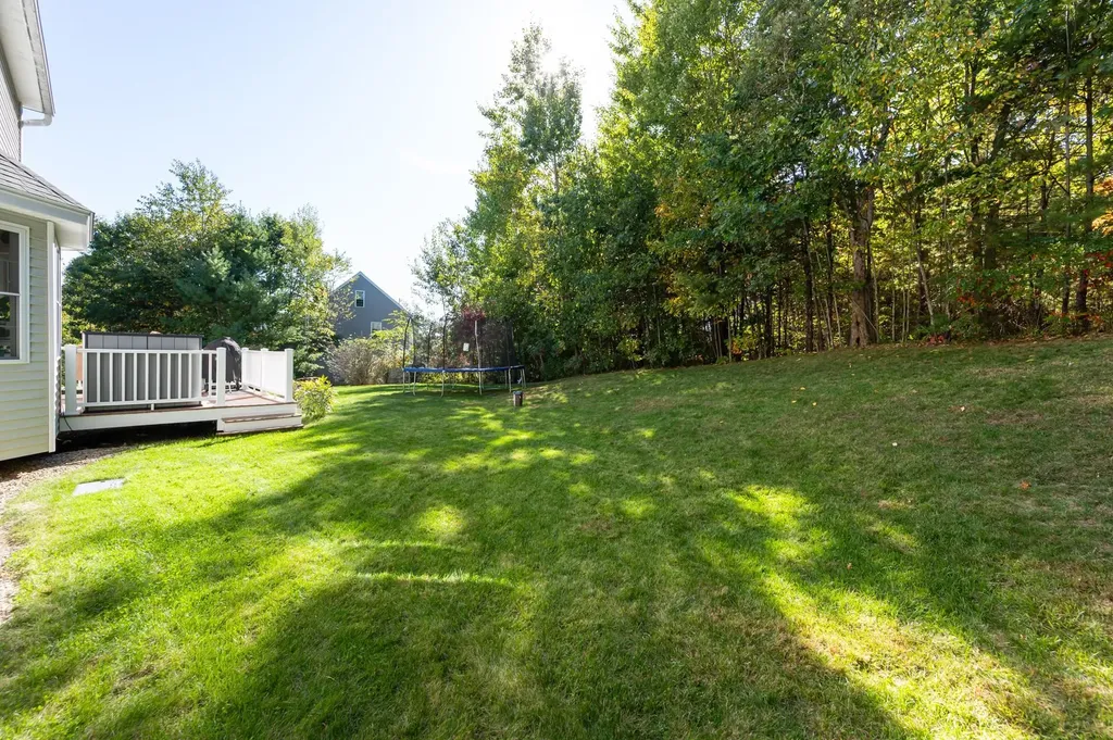 22 Hobart Hill Road Brookline NH 03033