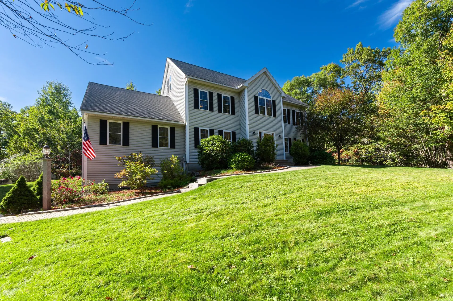 22 Hobart Hill Road Brookline NH 03033