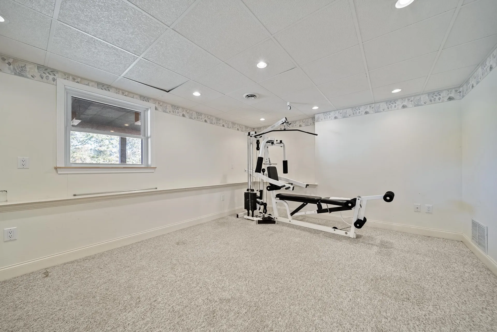 16 Wiley Hill Road Londonderry NH 03053