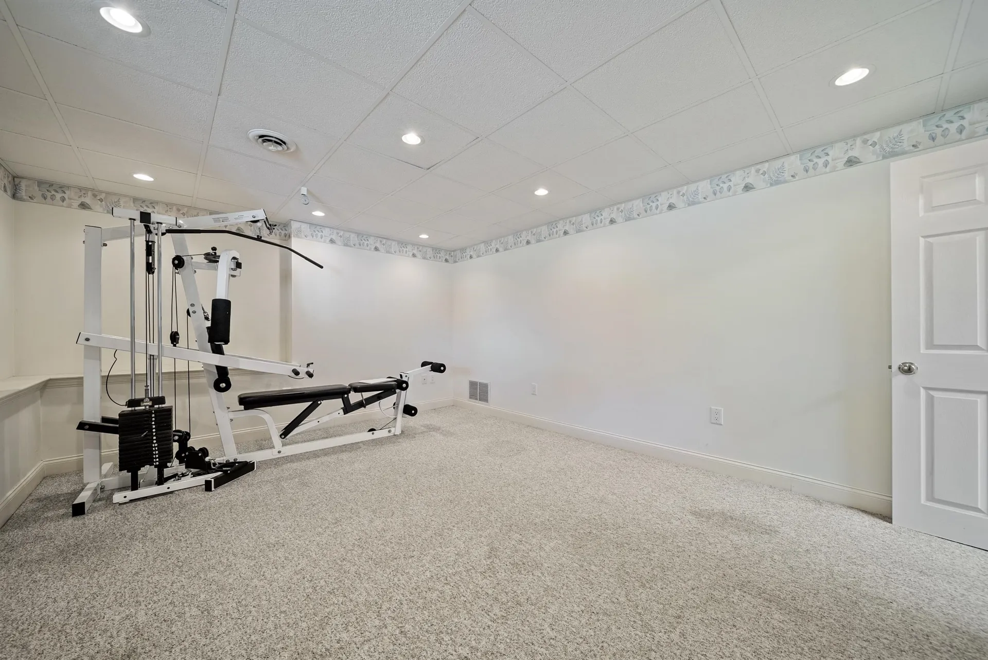 16 Wiley Hill Road Londonderry NH 03053