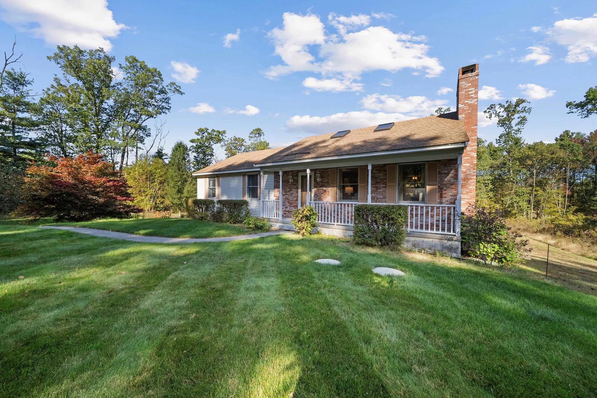 16 Wiley Hill Road Londonderry NH 03053