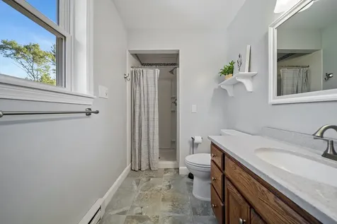 16 Wiley Hill Road Londonderry NH 03053