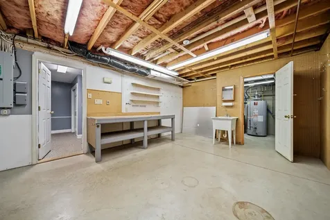 16 Wiley Hill Road Londonderry NH 03053