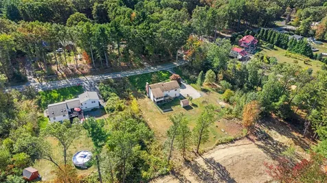 16 Wiley Hill Road Londonderry NH 03053