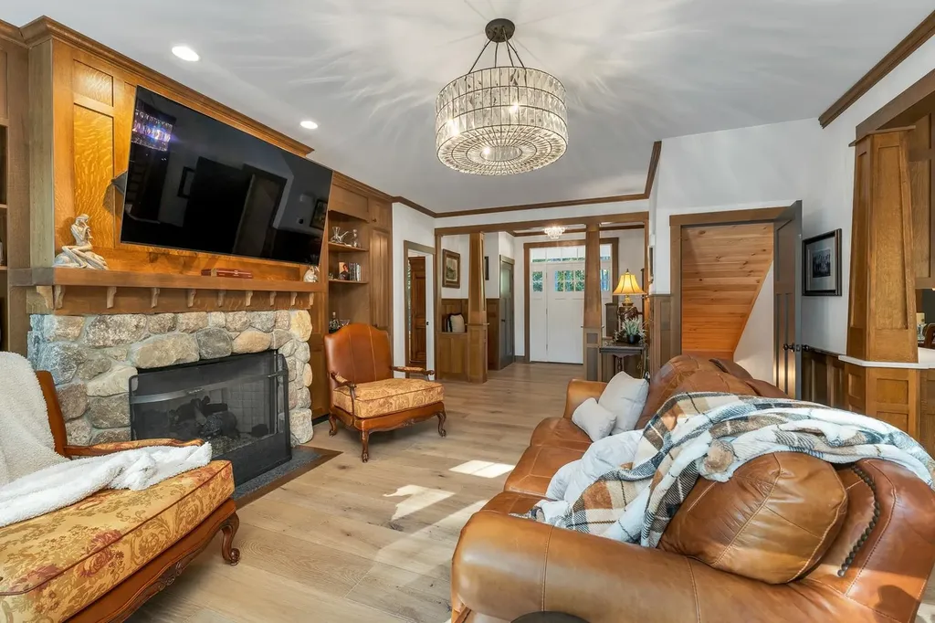 25 Clay Point Road Alton NH 03809