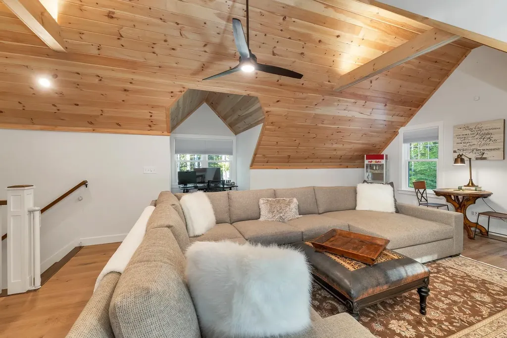 25 Clay Point Road Alton NH 03809