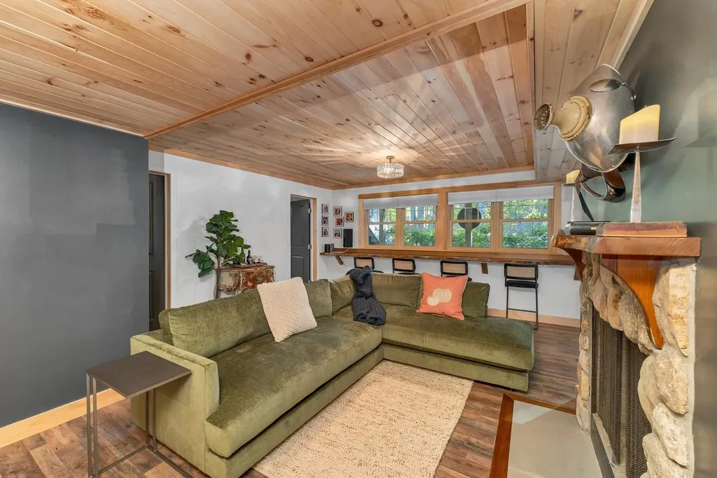 25 Clay Point Road Alton NH 03809