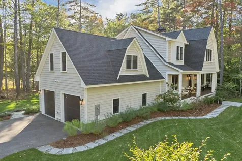 25 Clay Point Road Alton NH 03809