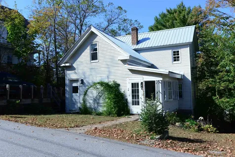 18 Prospect Street Bristol NH 03222