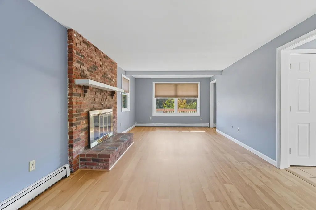 3 Wood Lane Hollis NH 03049