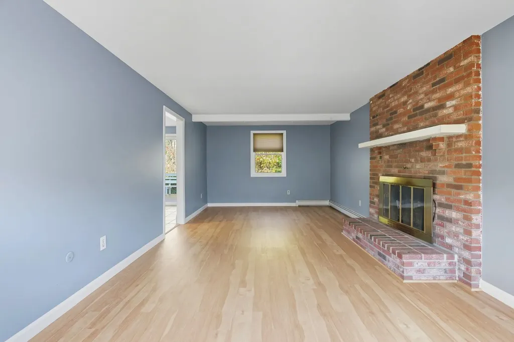 3 Wood Lane Hollis NH 03049