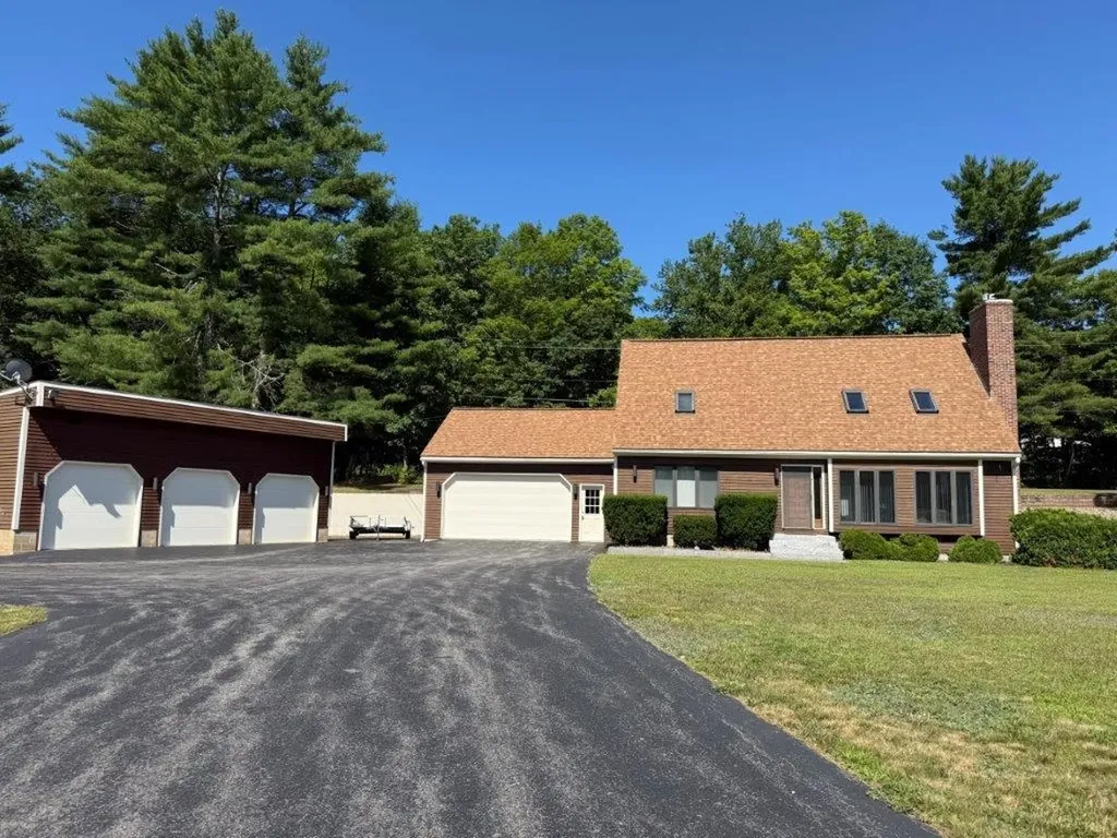 1005 Nh Route 106 N Loudon NH 03307
