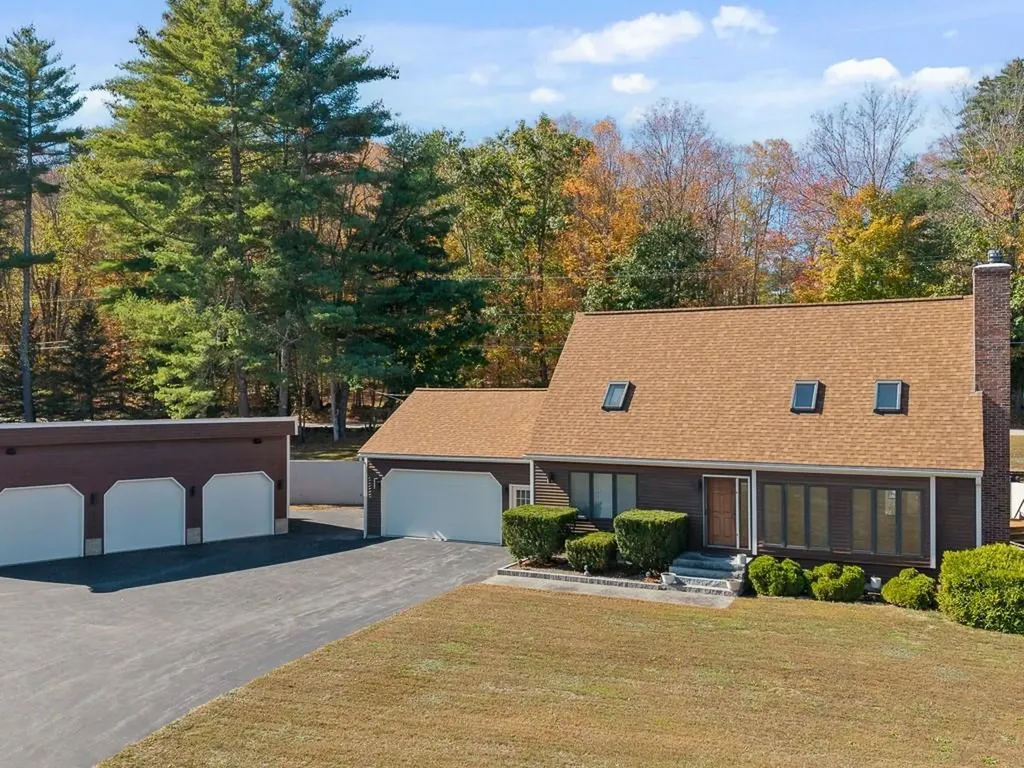 1005 Nh Route 106 N Loudon NH 03307