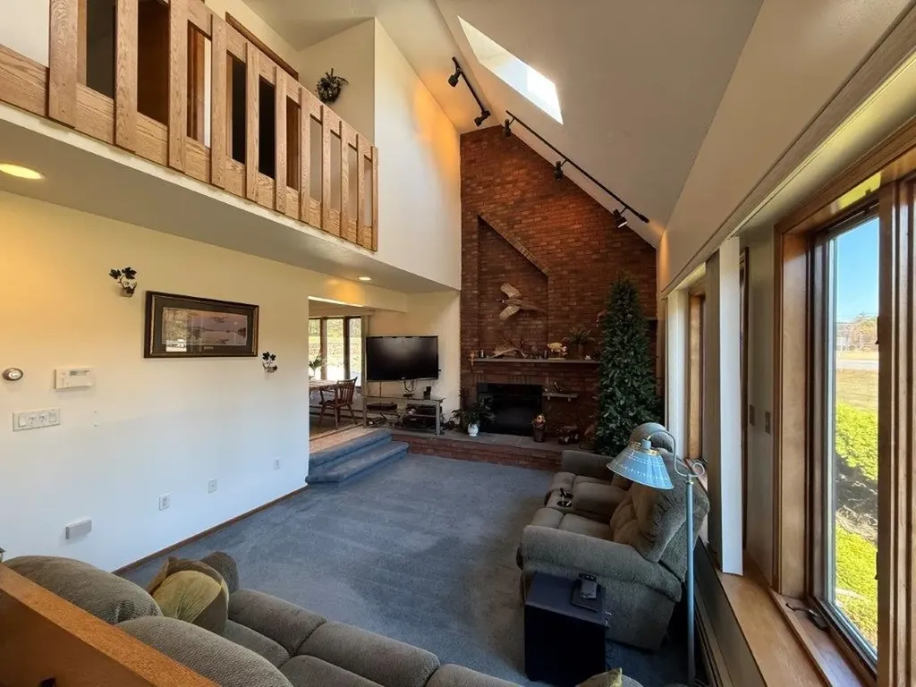 1005 Nh Route 106 N Loudon NH 03307