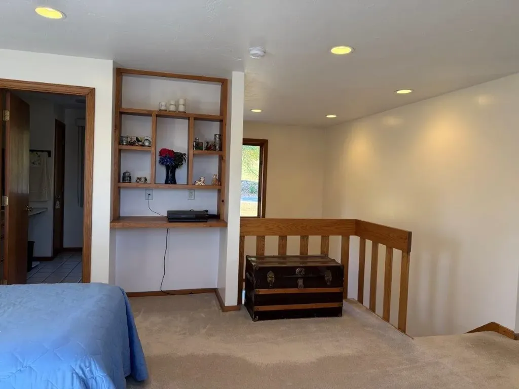 1005 Nh Route 106 N Loudon NH 03307