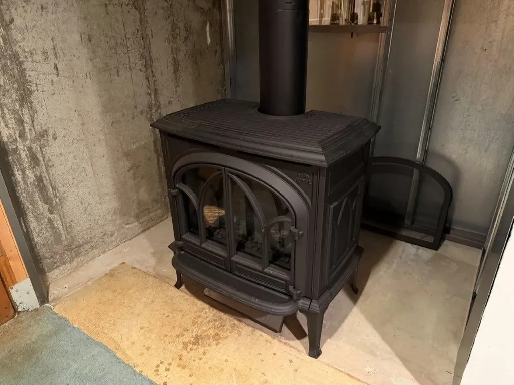 1005 Nh Route 106 N Loudon NH 03307