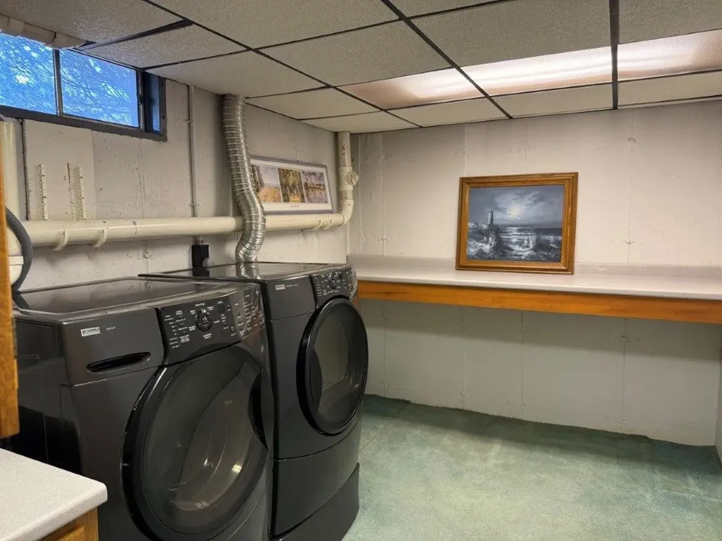 1005 Nh Route 106 N Loudon NH 03307