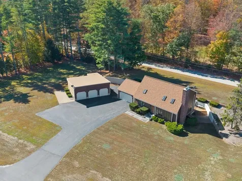 1005 Nh Route 106 N Loudon NH 03307