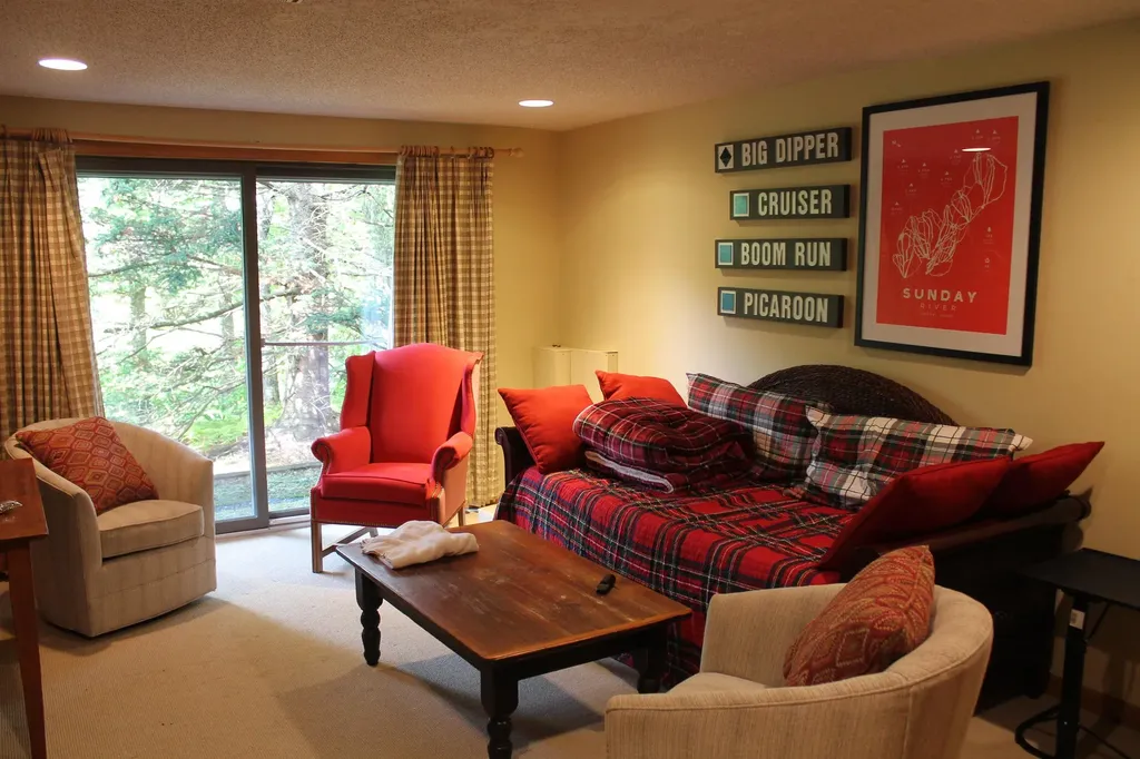 107 Black Mountain Road Lincoln NH 03251