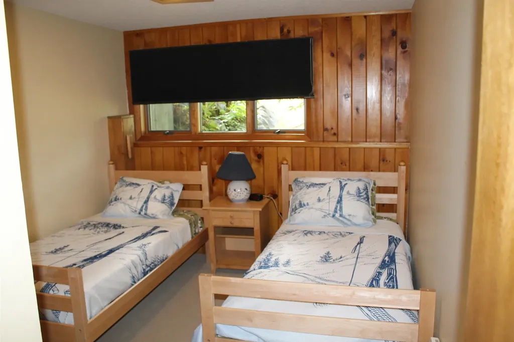 107 Black Mountain Road Lincoln NH 03251