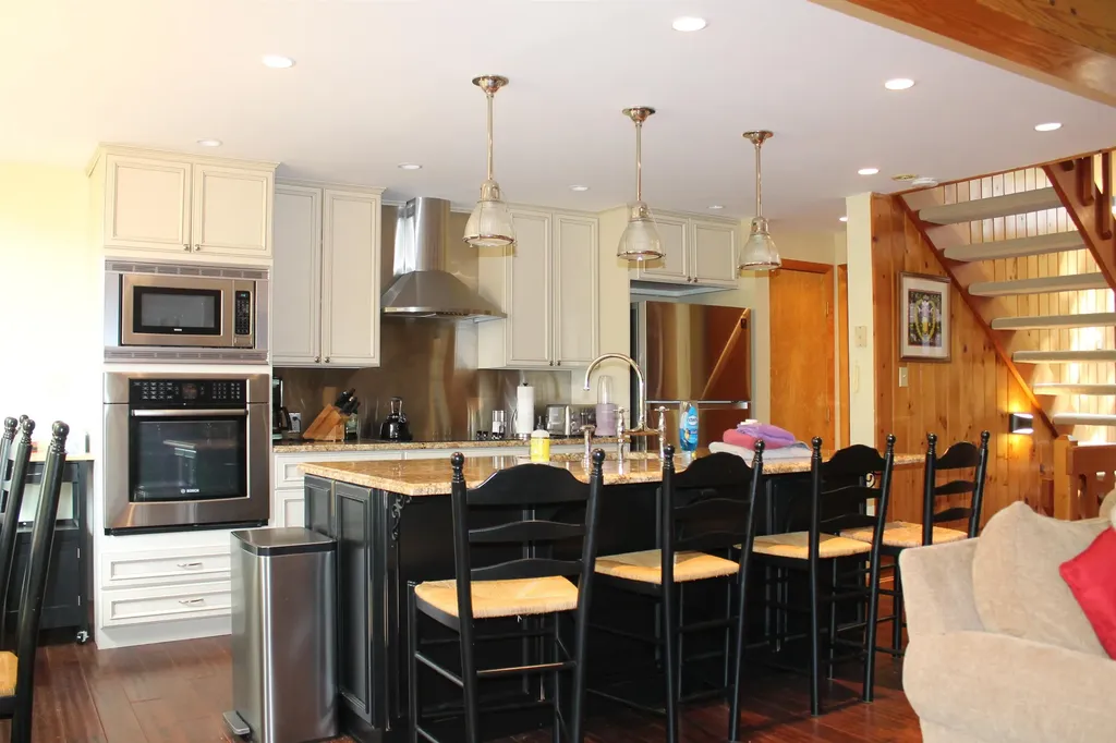 107 Black Mountain Road Lincoln NH 03251