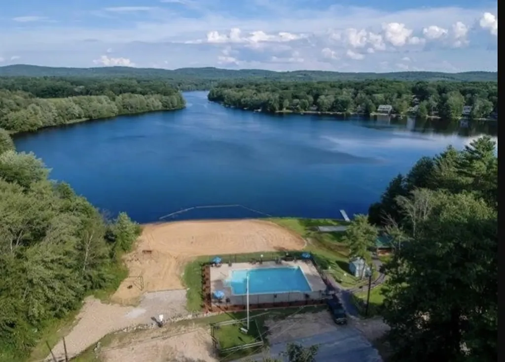 9 Nutter Circle Barnstead NH 03225