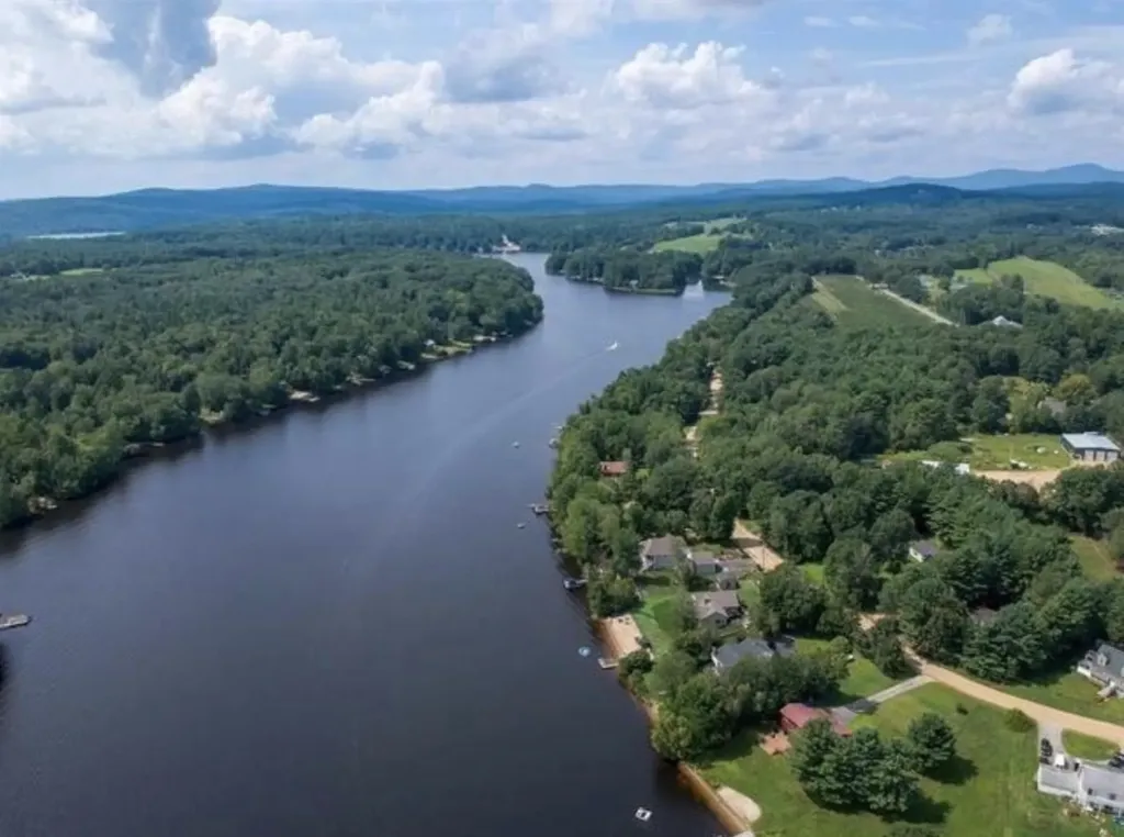 9 Nutter Circle Barnstead NH 03225