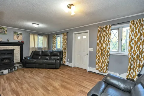 9 Nutter Circle Barnstead NH 03225