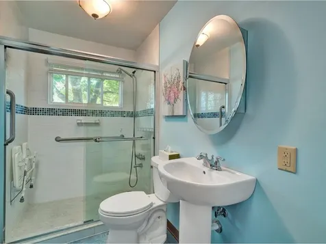 51 Loaldo Drive Burlington VT 05408