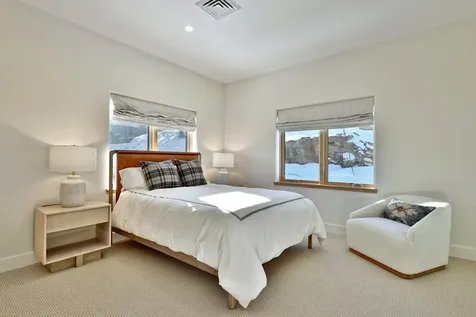 37 Village Center Road Ludlow VT 05149