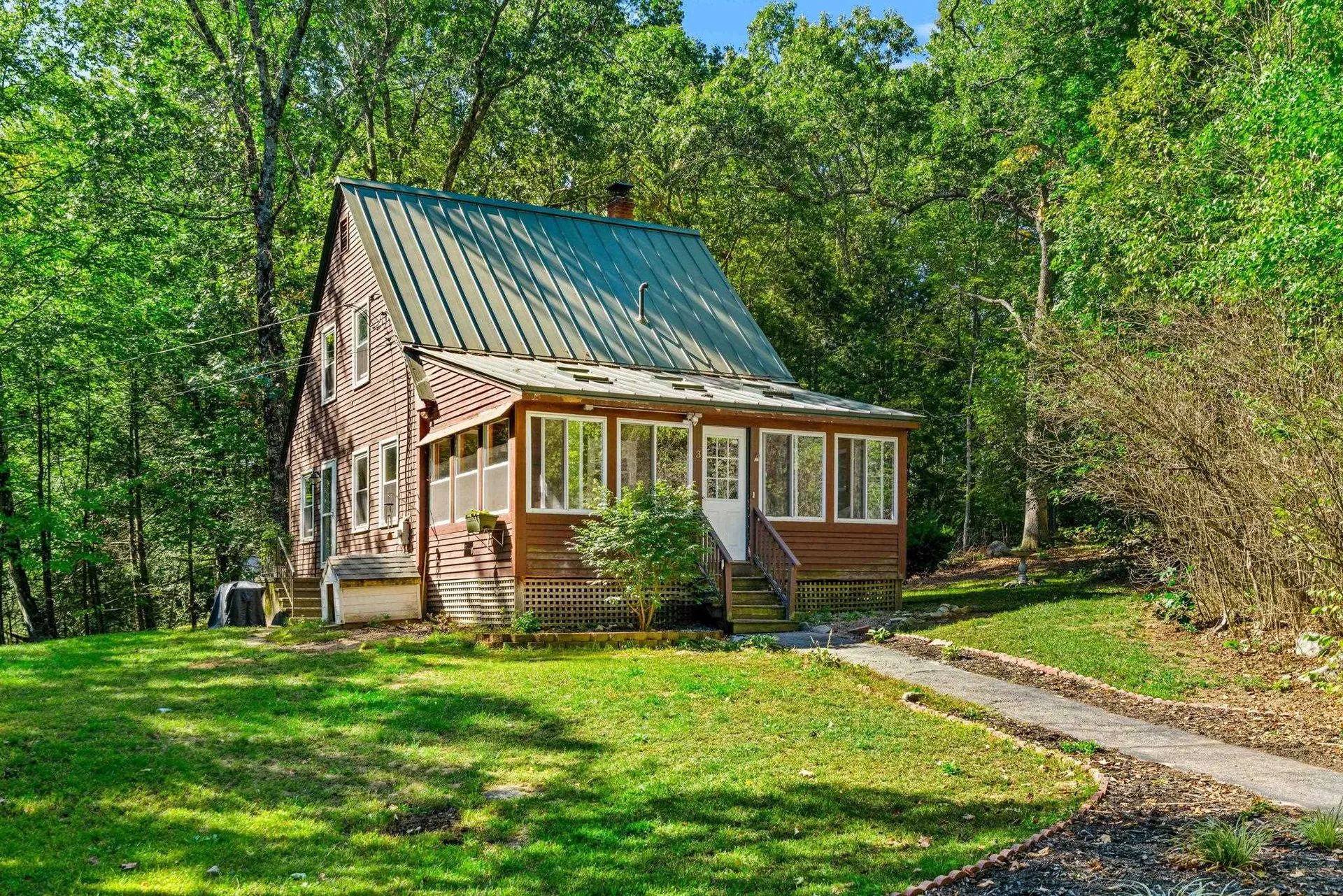 3 Lincoln Drive Raymond NH 03077