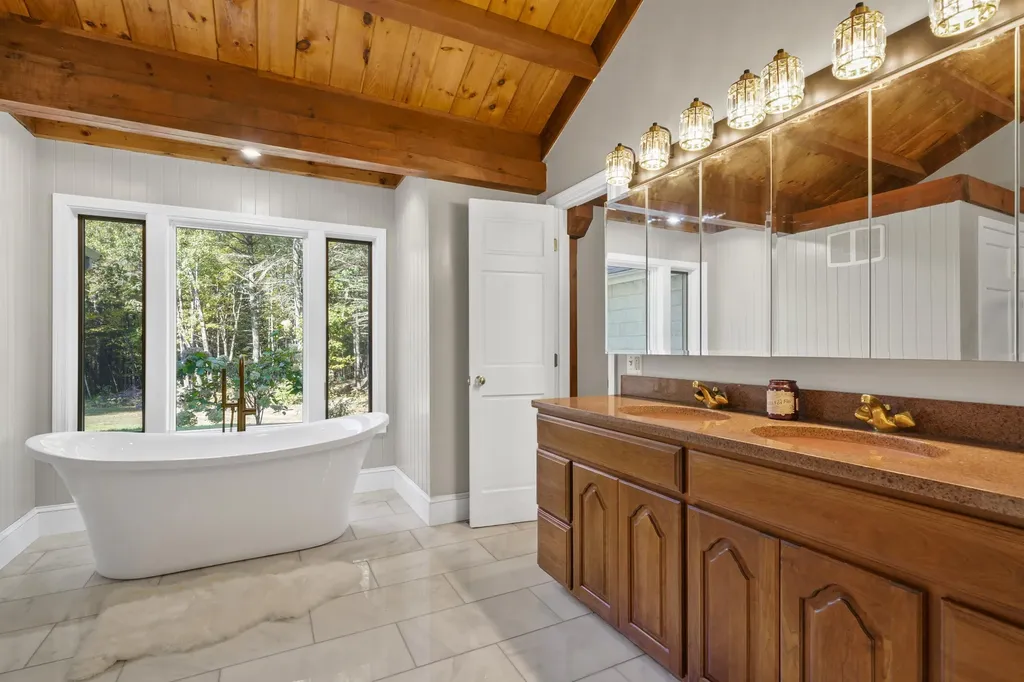 156 Piscassic Road Newfields NH 03856