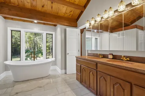 156 Piscassic Road Newfields NH 03856