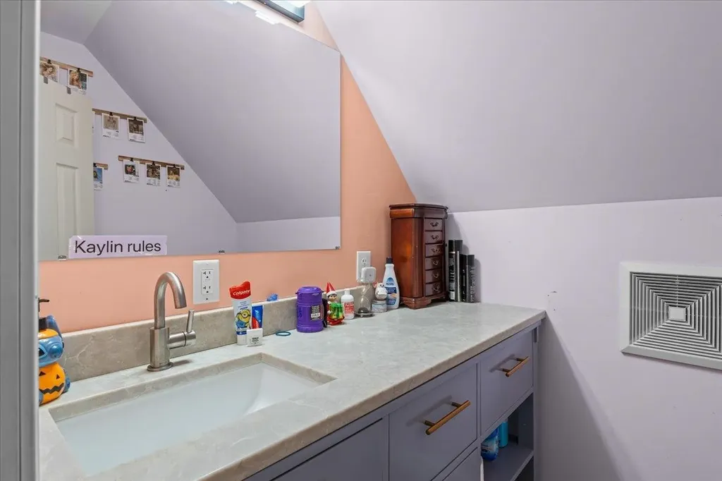 7 Evergreen Drive Essex VT 05452