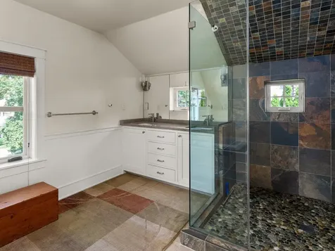 44 Overlake Park Burlington VT 05401