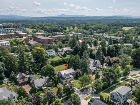 44 Overlake Park Burlington VT 05401