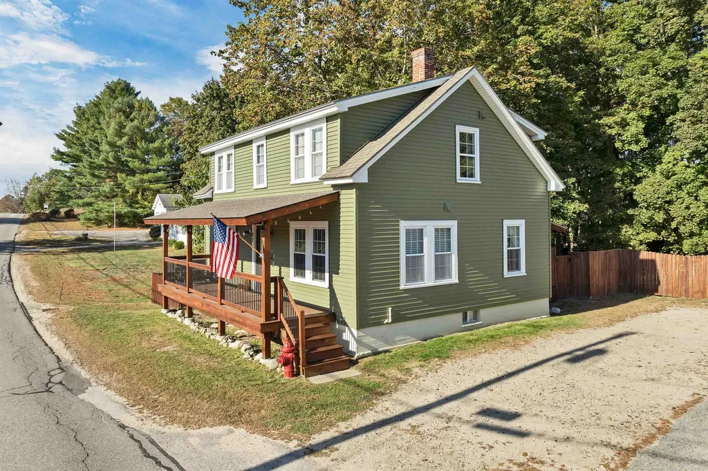 82 Bay Street Wolfeboro NH 03894