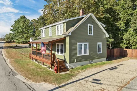 82 Bay Street Wolfeboro NH 03894