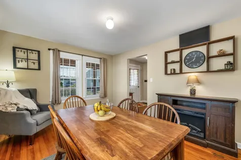 82 Bay Street Wolfeboro NH 03894