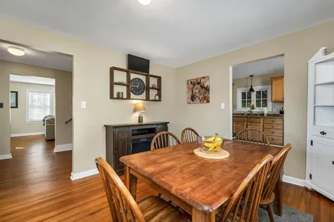 82 Bay Street Wolfeboro NH 03894