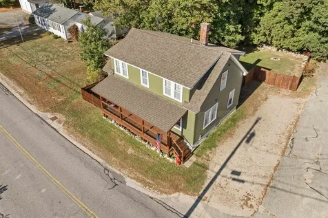 82 Bay Street Wolfeboro NH 03894