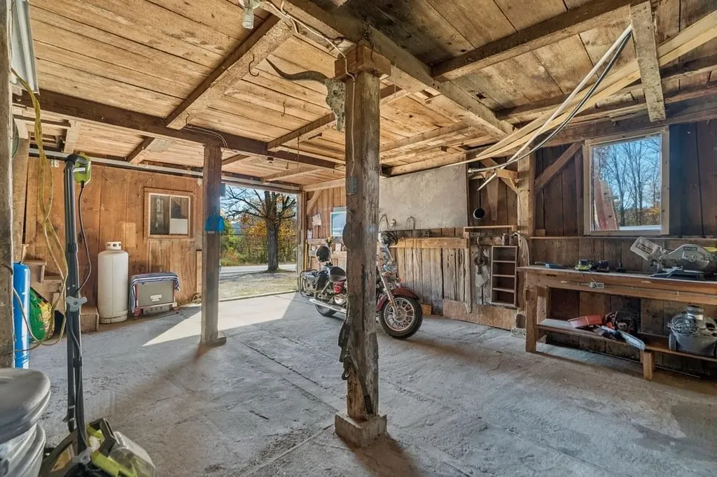 863 Route 10 Croydon NH 03773