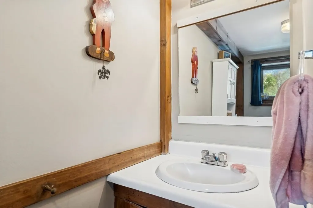 863 Route 10 Croydon NH 03773