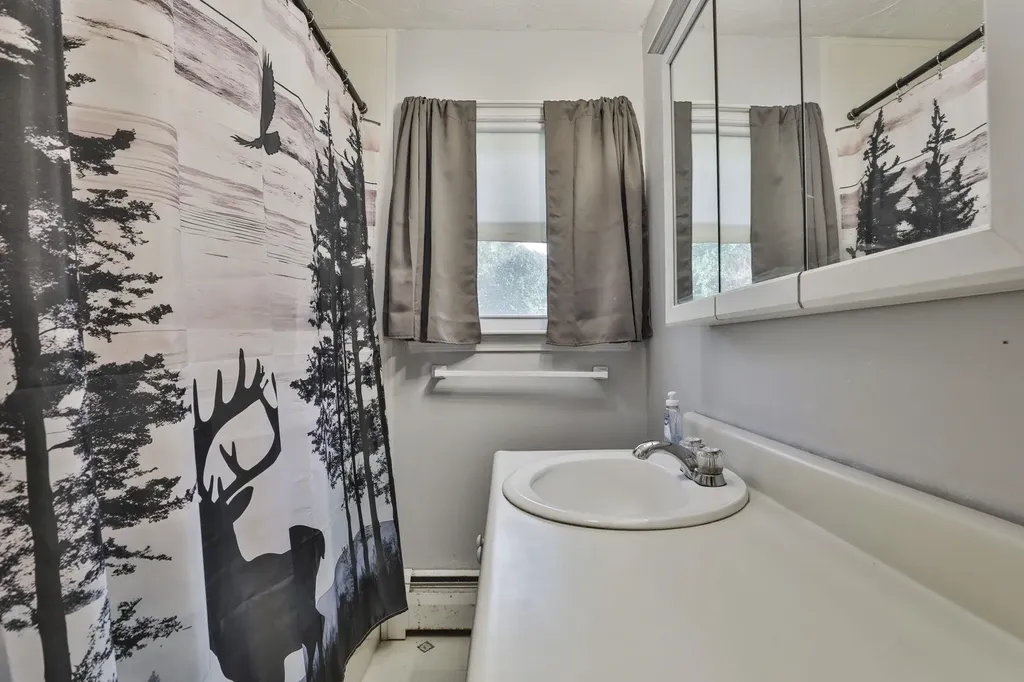 550 Page Road Bow NH 03304