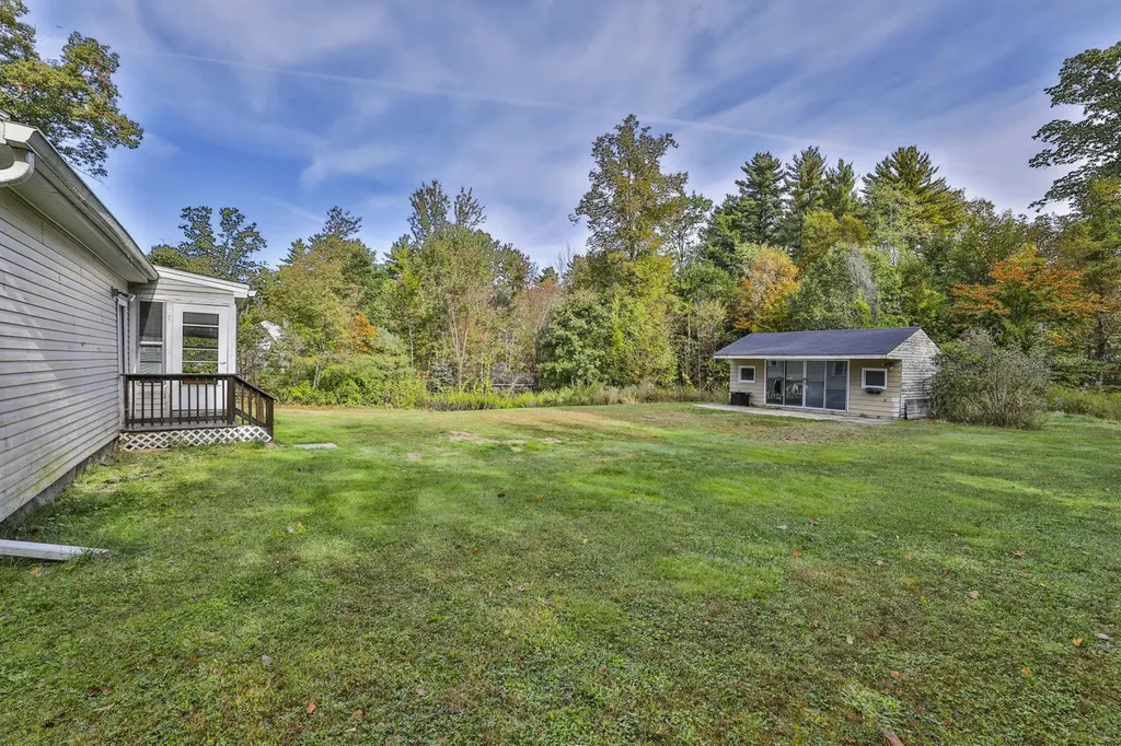 550 Page Road Bow NH 03304