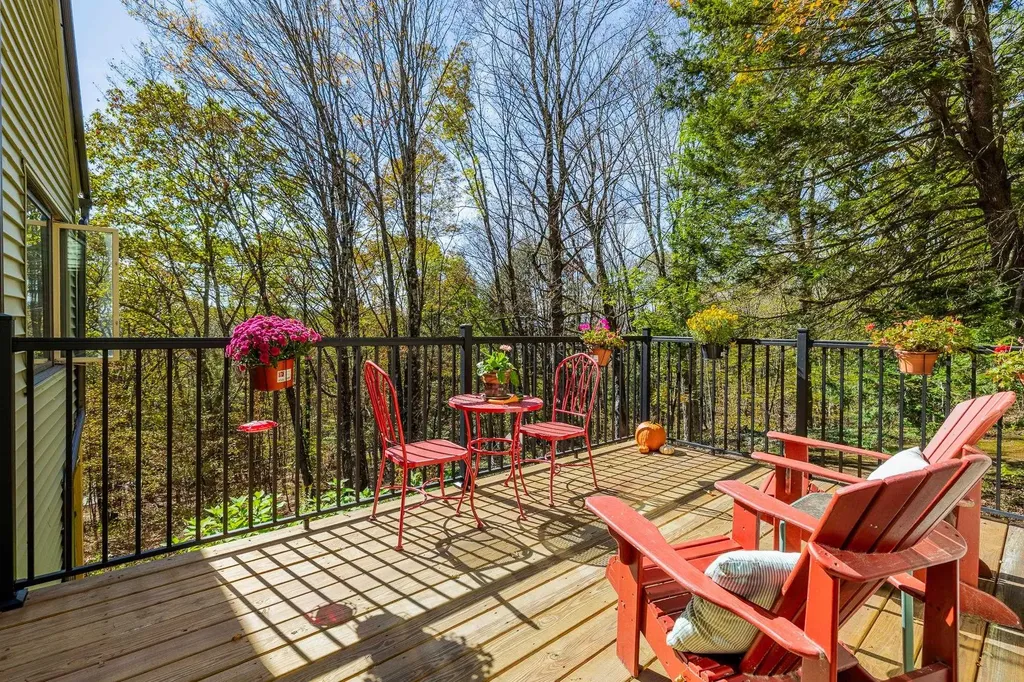 1191 Baker Turn Hartford VT 05059